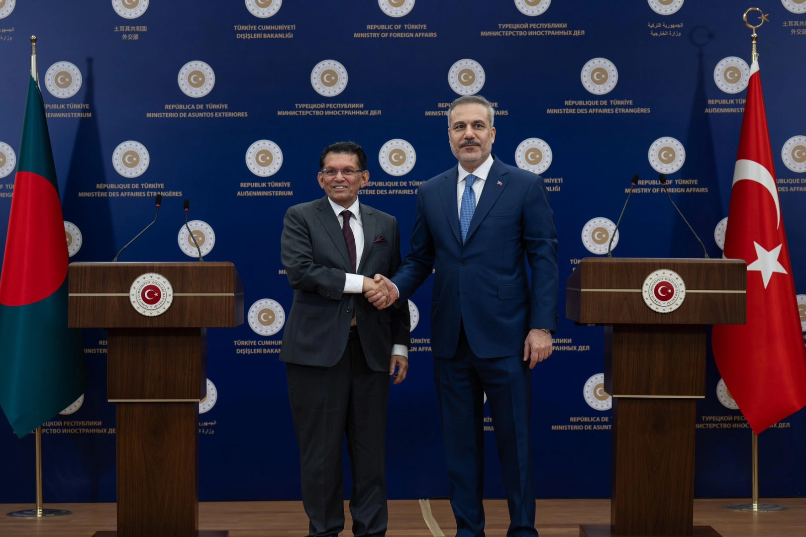 Mescid-i Aksa’ya Kapatma Tehlikesi Uyarısı!