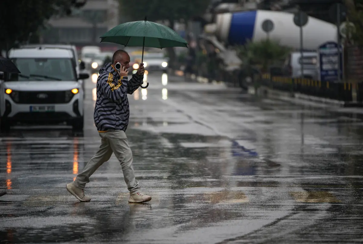 Meteoroloji tarih vererek il il uyardı! İstanbul un tüm ilçelerinde bekleniyor 4
