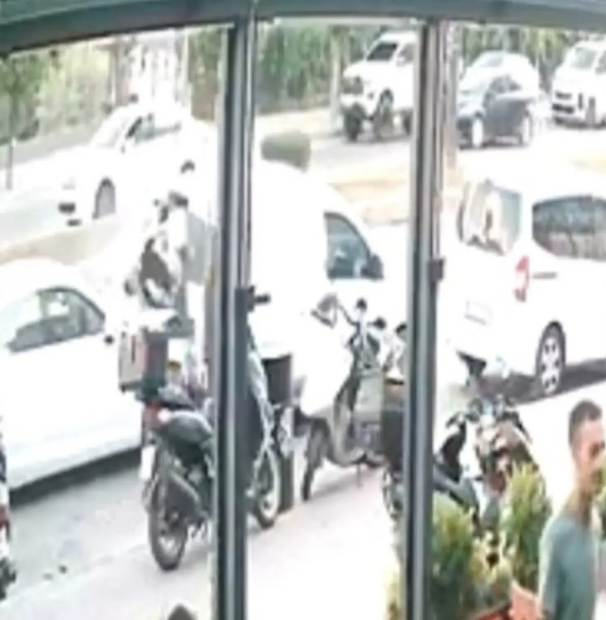 Mersin de korkunç kaza! Fırın çalışanını önce ezdi ardından üstünden geçti... 2