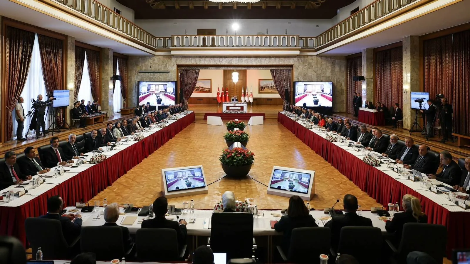 MHP’li Bulut’tan İyi Parti’ye Espirili Yanıt!