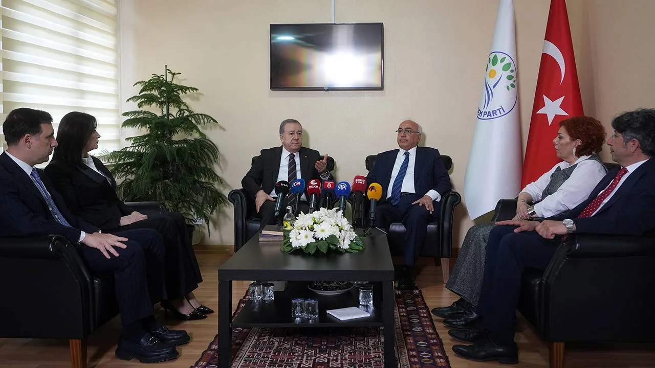 MHP ve DEM Parti’den Barış Mesajları Bayramda