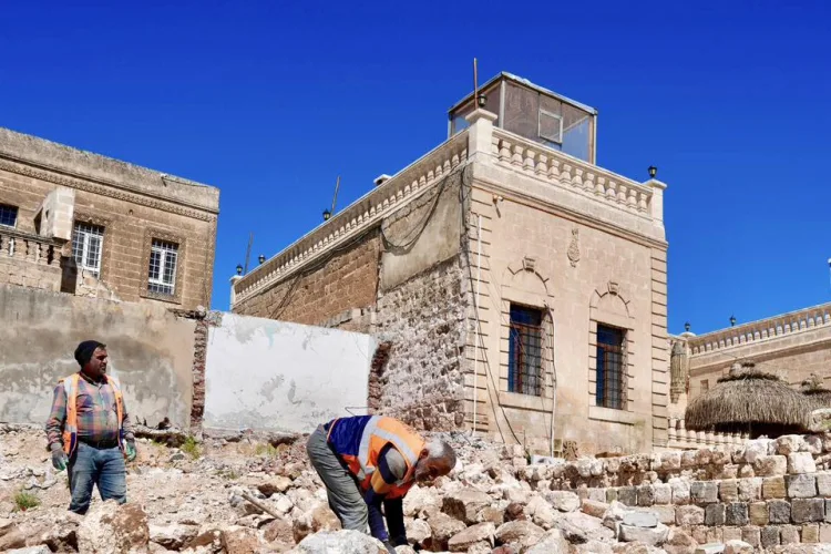 Midyat’ta Tarihi Mimariyi Koruma Mücadelesi!