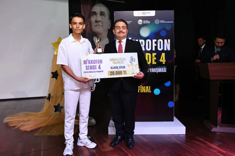 Mikrofon Sende: Genç Yetenekler Sahne Aldı!