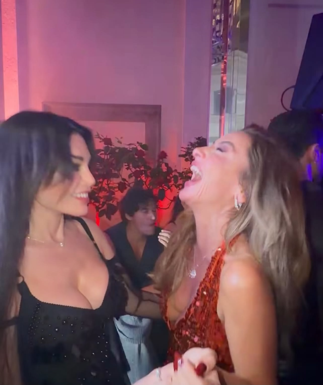 Milano Moda Haftası’nda Hadise Eğlencenin Ritmini Yükseltti