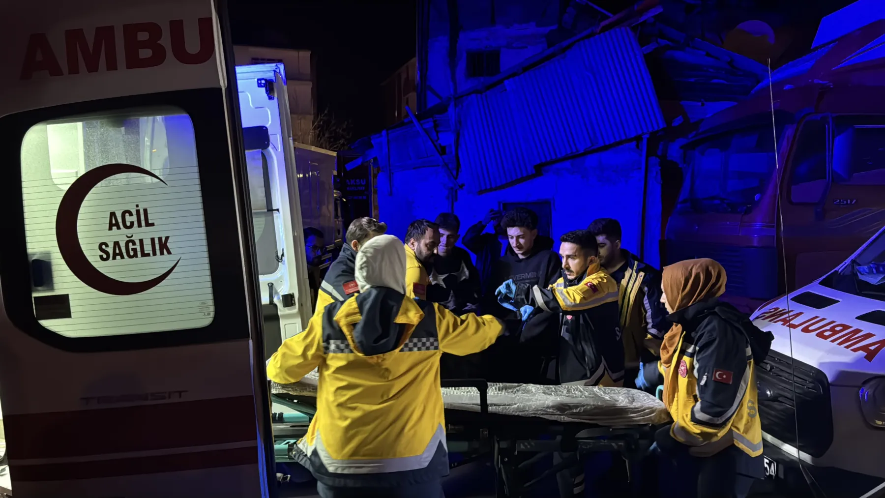 Milas’ta Otobüs ve Tır Çarpıştı: 4 Ölü, 17 Yaralı