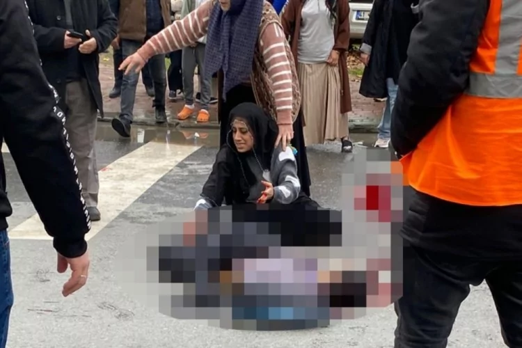 Minibüs Çarpması: 10 Yaşındaki Çocuk Hayatını Kaybetti