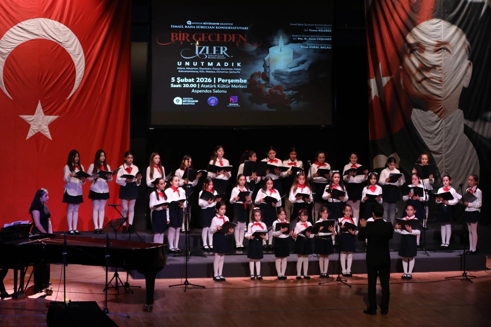 Minik Kalpler Depremi Unutmadı: Özel Konser