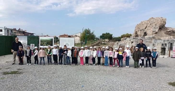 Minik Kâşifler İznik’in Tarihini Keşfediyor!
