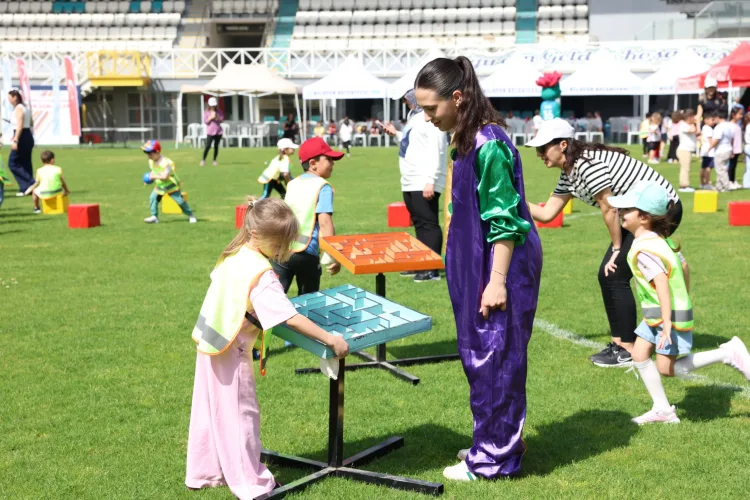 Minik Sporcular Nilüfer Şenlikleri’nde Coştu!