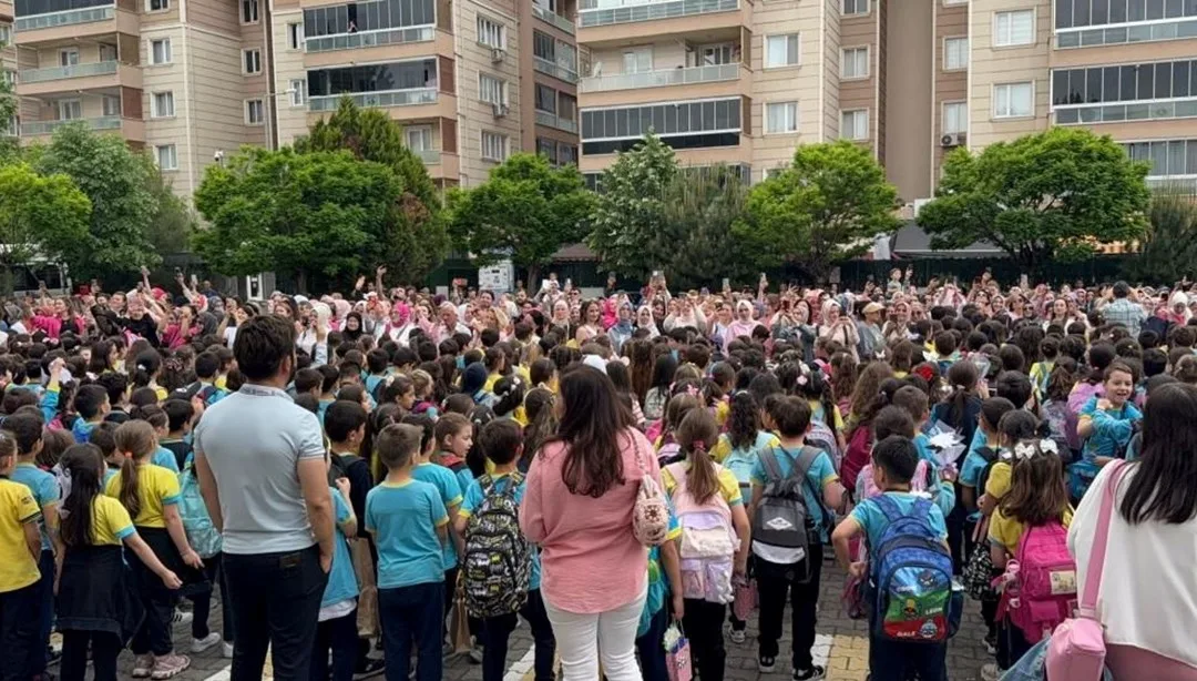 Miniklerden Anneler Günü’ne Duygusal Sürpriz!