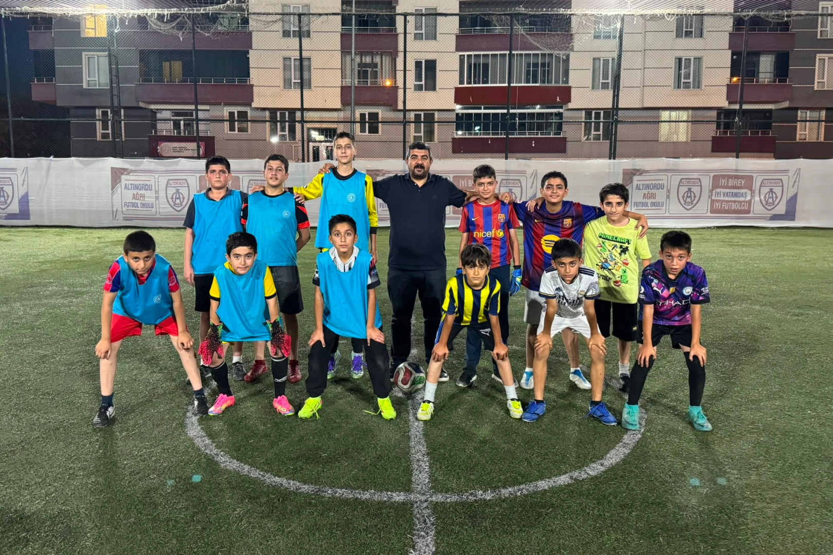 Miniklerden Millî Birlik’e Şampiyonluk Mücadelesi!