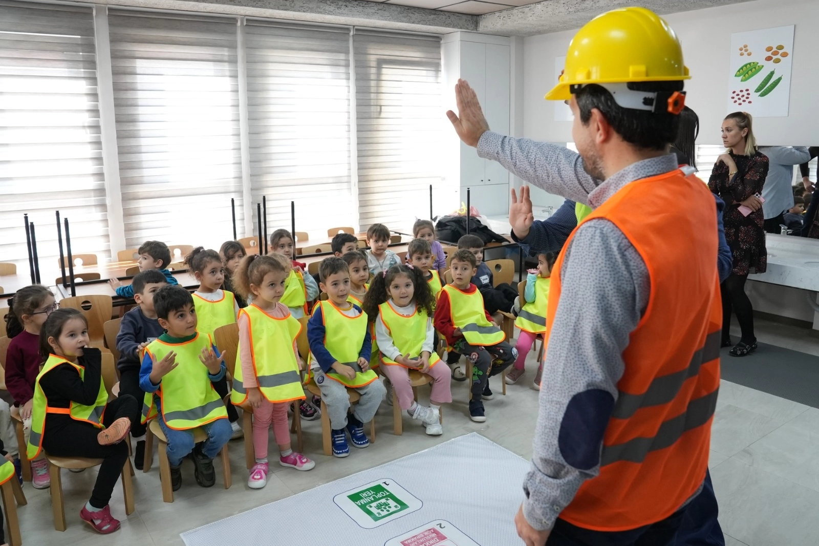 Miniklere İş Güvenliği Eğitimi Bursa’da Başladı