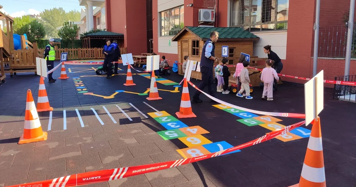 Miniklere Trafik Güvenliği Eğitimi Bursa’da!