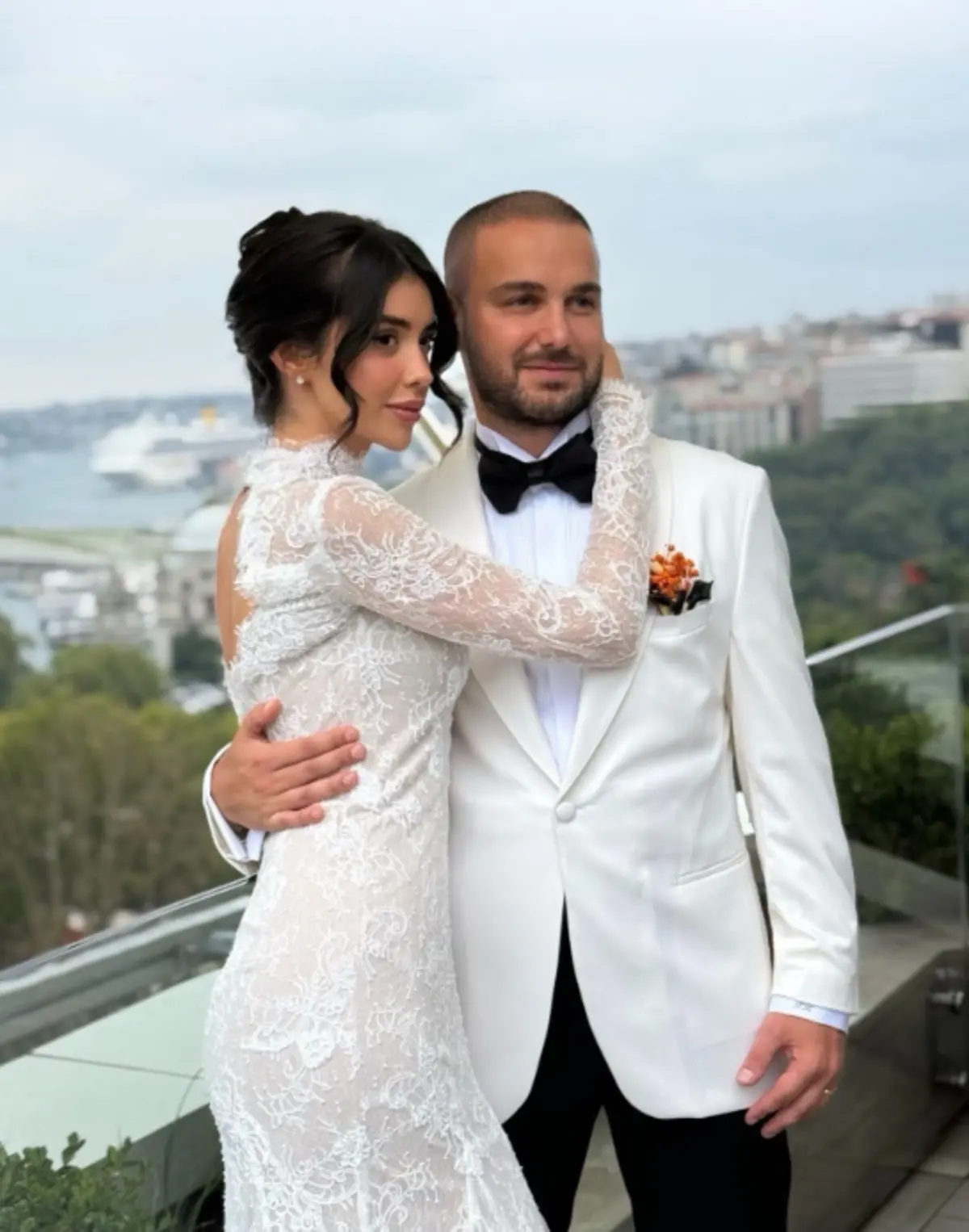 Siyaset ve cemiyet dünyası bu düğünde buluştu! 34 şahitli nikâh 3