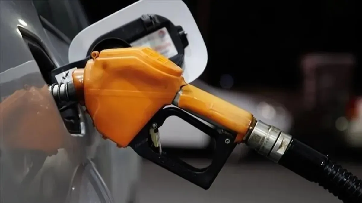 Motorinde ÖTV İndirimi: Litre Fiyatı 9 Lira Düştü!