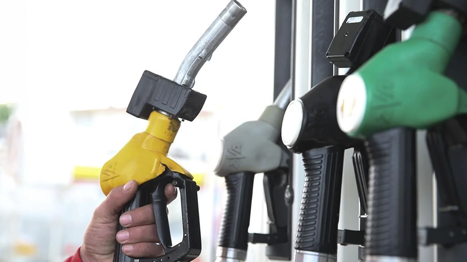 Motorine Bir Zam Daha: 1,70 TL Artış Yolda!