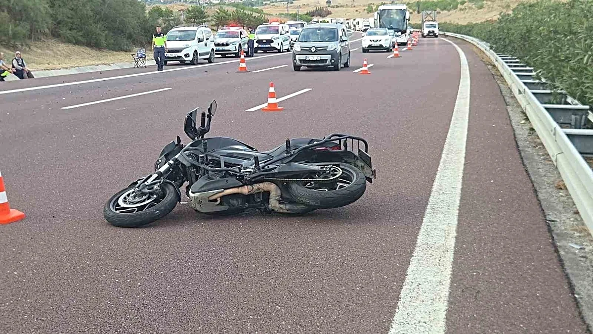 Motosiklet Kamyona Çarptı, Sürücü Hayatını Kaybetti