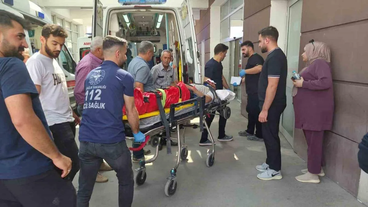 Motosiklet Kazasında Yaralı: Durumu Ciddi!