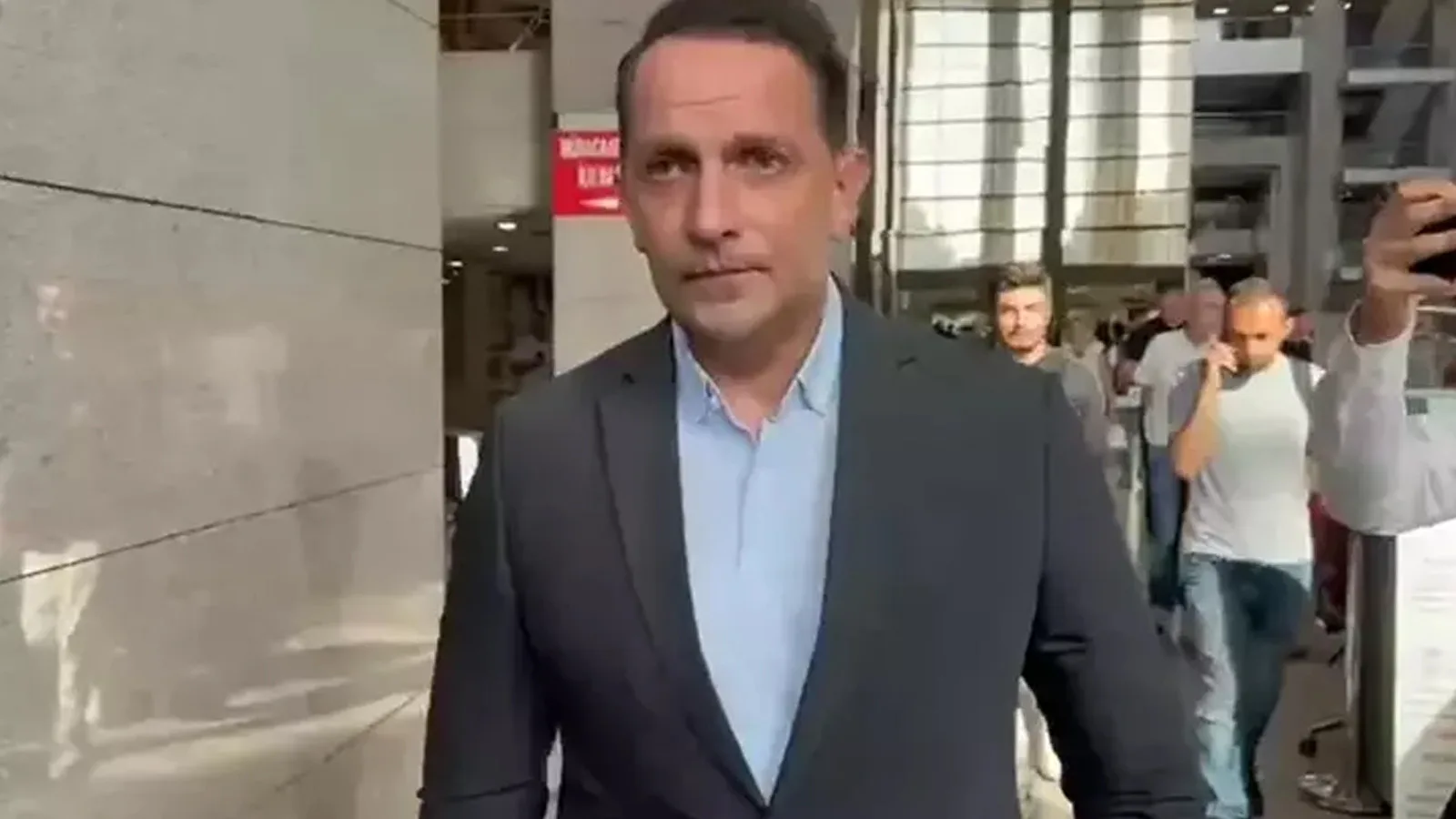 Mücahit Birinci AK Parti’den İstifa Etti!
