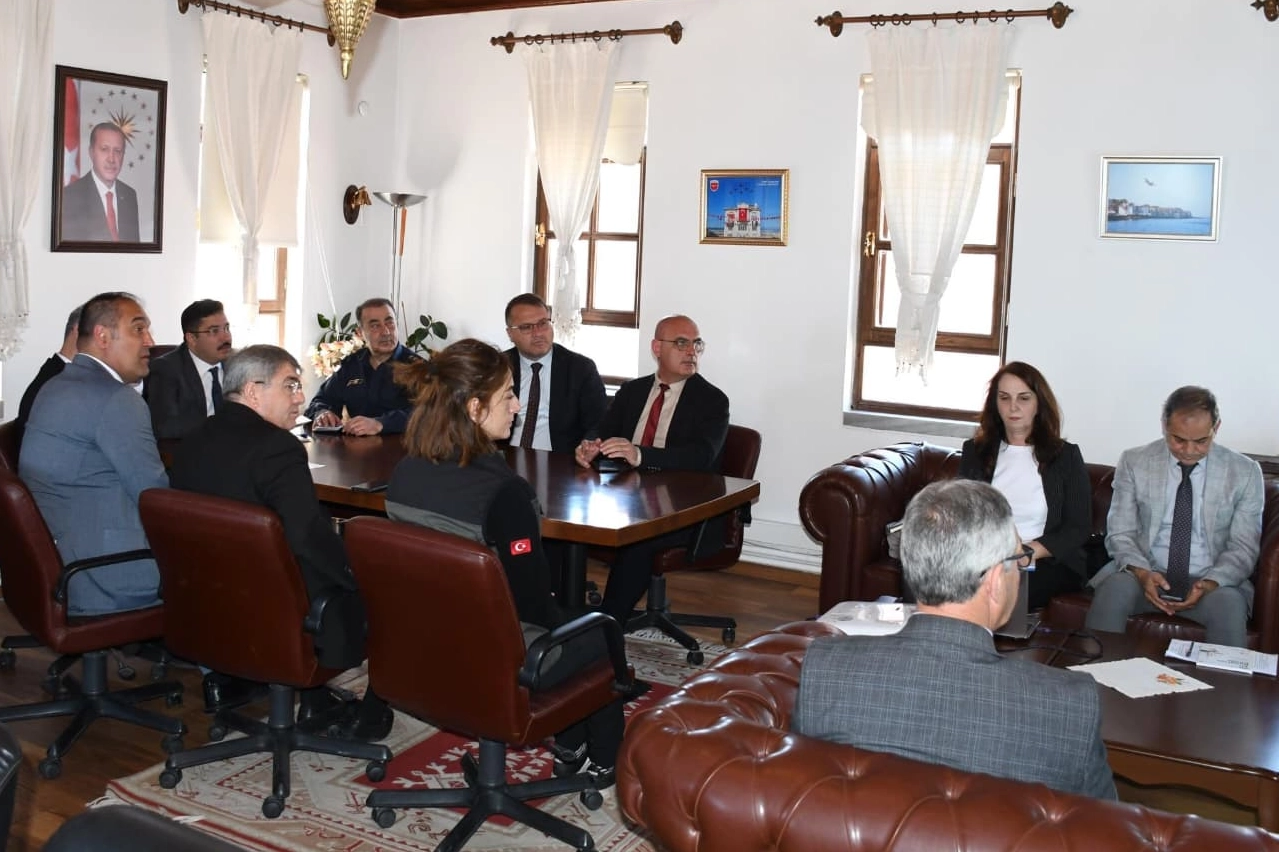 Mudanya’da Sokak Hayvanları İçin Çözüm Toplantısı