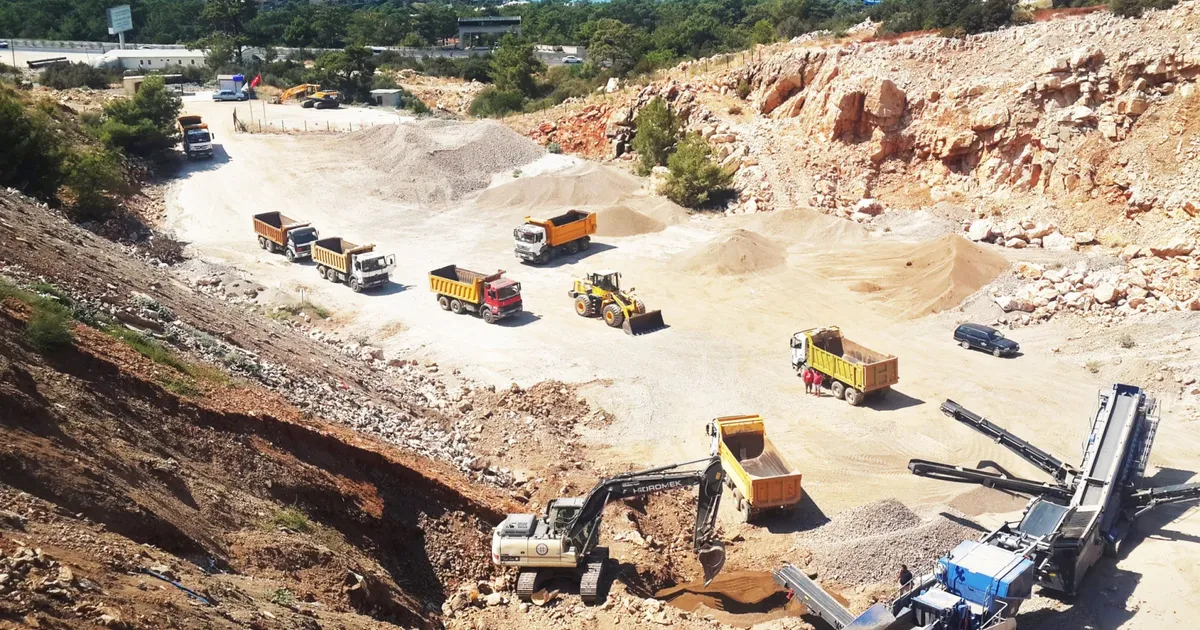 Muğla’da Hafriyat Kamyonları Uydu ile Takip Ediliyor