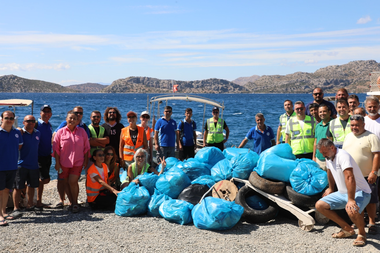Muğla’da Kıyı Temizliği: Plastik Atıklara Dur!
