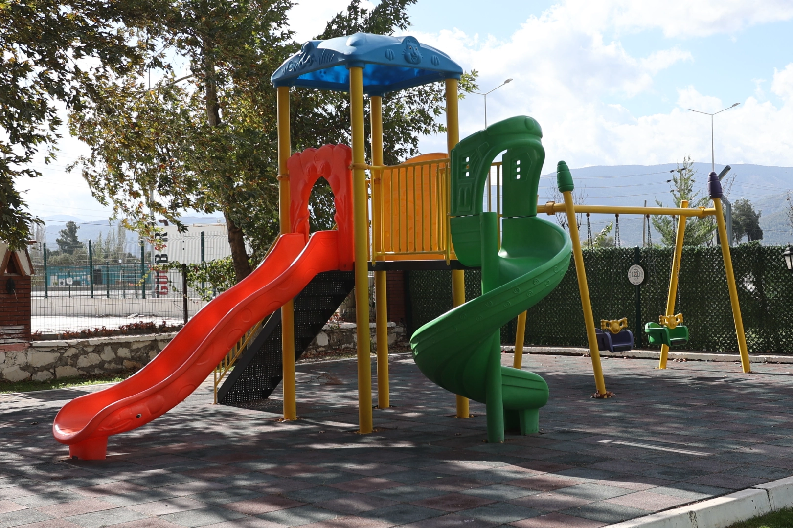 Muğla’da Oyun Alanlarıyla Yeşil Alan Zenginliği