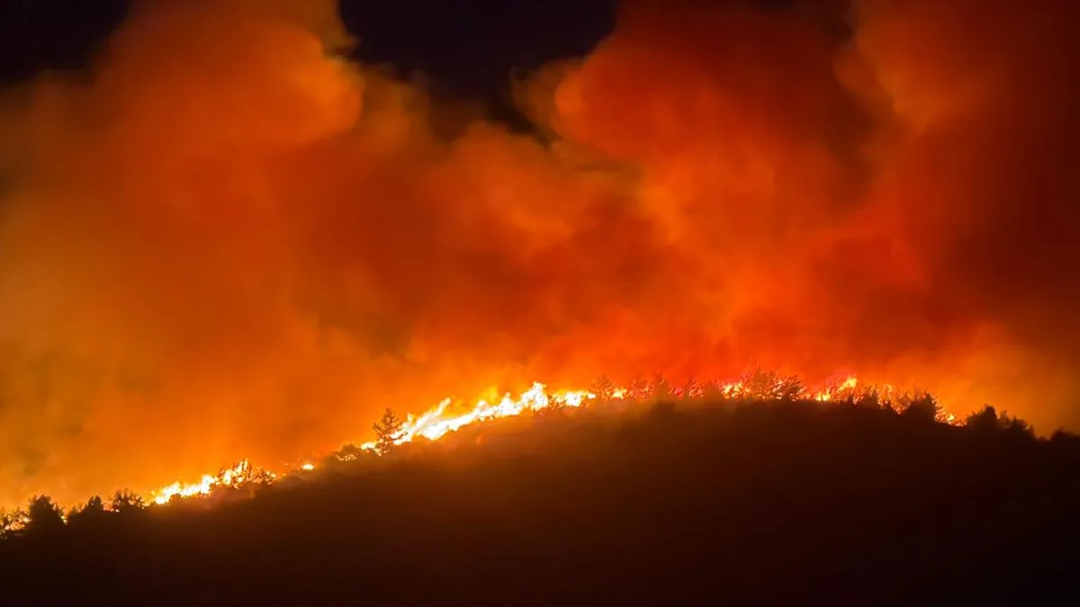 Muğla’da Yangın: 1120 Kişi Tahliye Edildi!