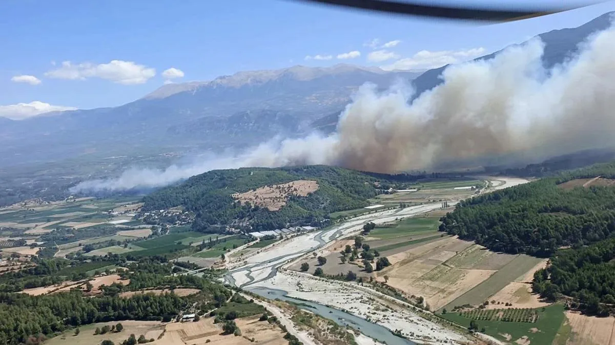 Muğla’da Yangın, Antalya’ya Sıçradı!