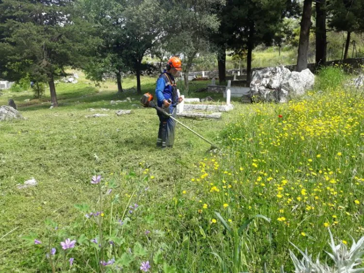 Muğla Mezarlıklarında Temizlik ve Konfor Artıyor