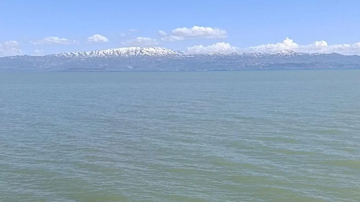 Muradiye’de Yüzme Yasaklandı: Güvenlik Öncelikli!
