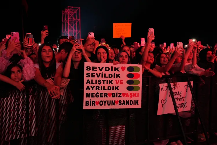 Murat Boz, Erzurum Festivali’nde Coşkuyu Artırdı!