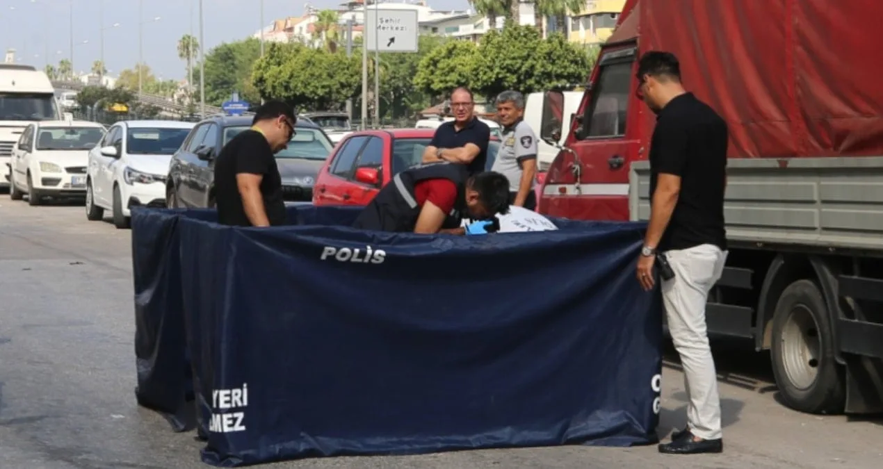 Muratpaşa’da Park Halindeki Araçta Şok Ölüm!