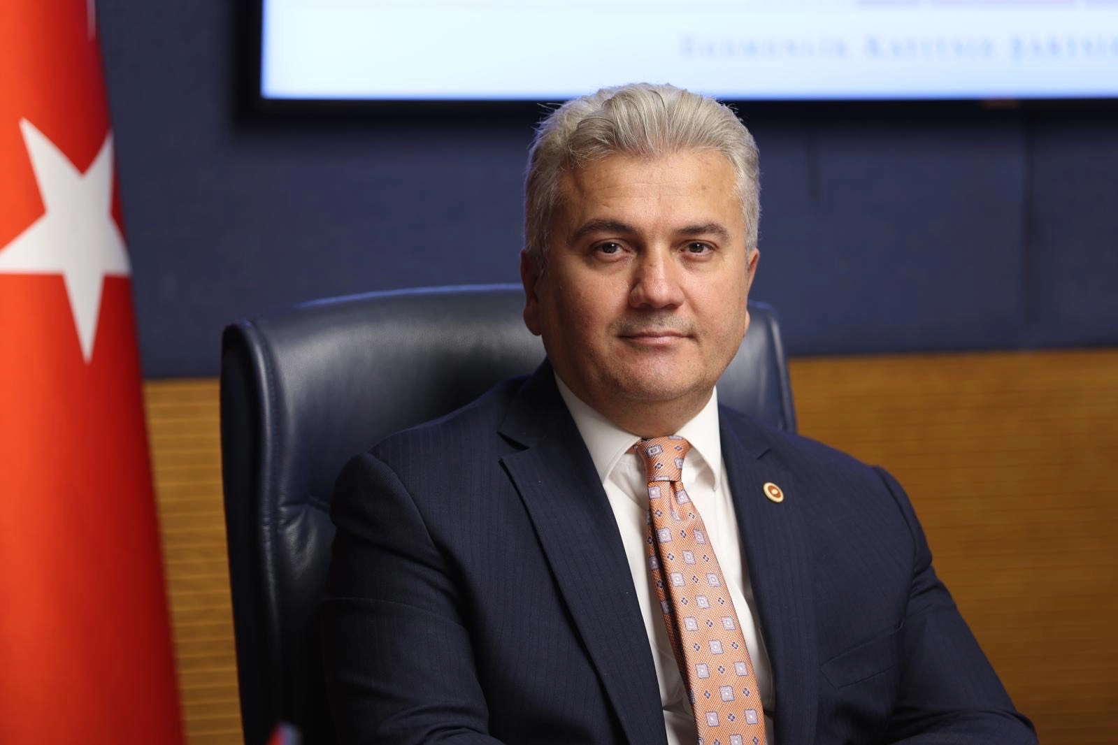 Mustafa Canbey’den Gençlere Balıkesir Daveti