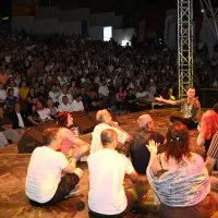 1786195226<em>314</em>Mustafa-Keserden-muzik-ve-kahkaha-dolu-gece.jpg
