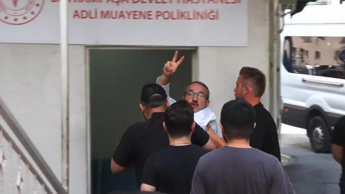 Muzaffer Şirin’den Para ve Slogan Açıklamaları!