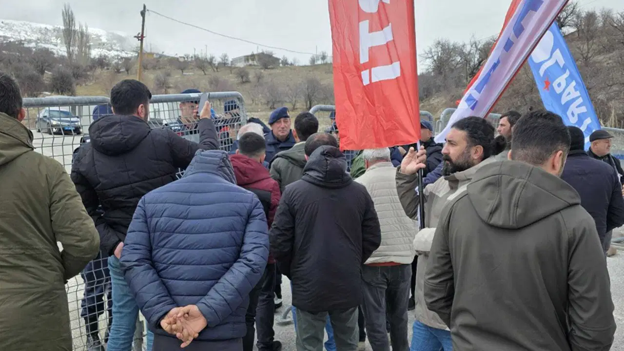 NATO Üssüne Yürüyüşe İzin Verilmedi!