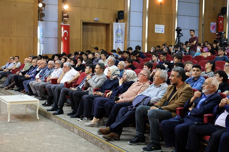 Necip Fazıl İçin Kayseri’de Anma Programı