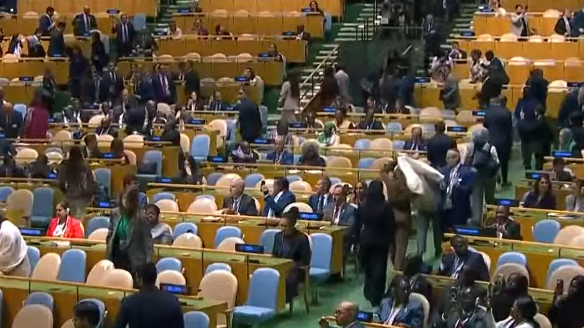 BM Genel Kurulu nda konuşma yapan İsrail Başbakanı Netanyahu ya şok tepki: Salonu terk ettiler 6