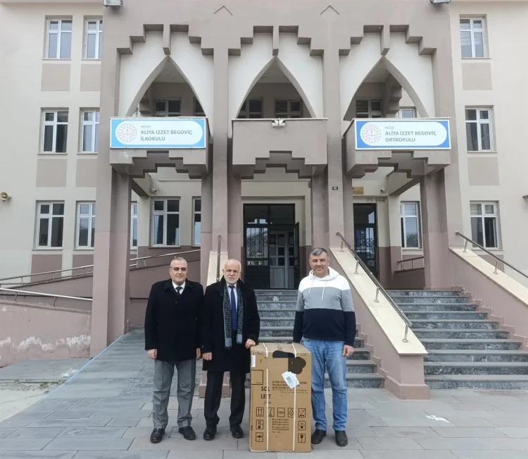Niğde’den Diyabetli Öğrencilere Mini Buzdolabı Desteği