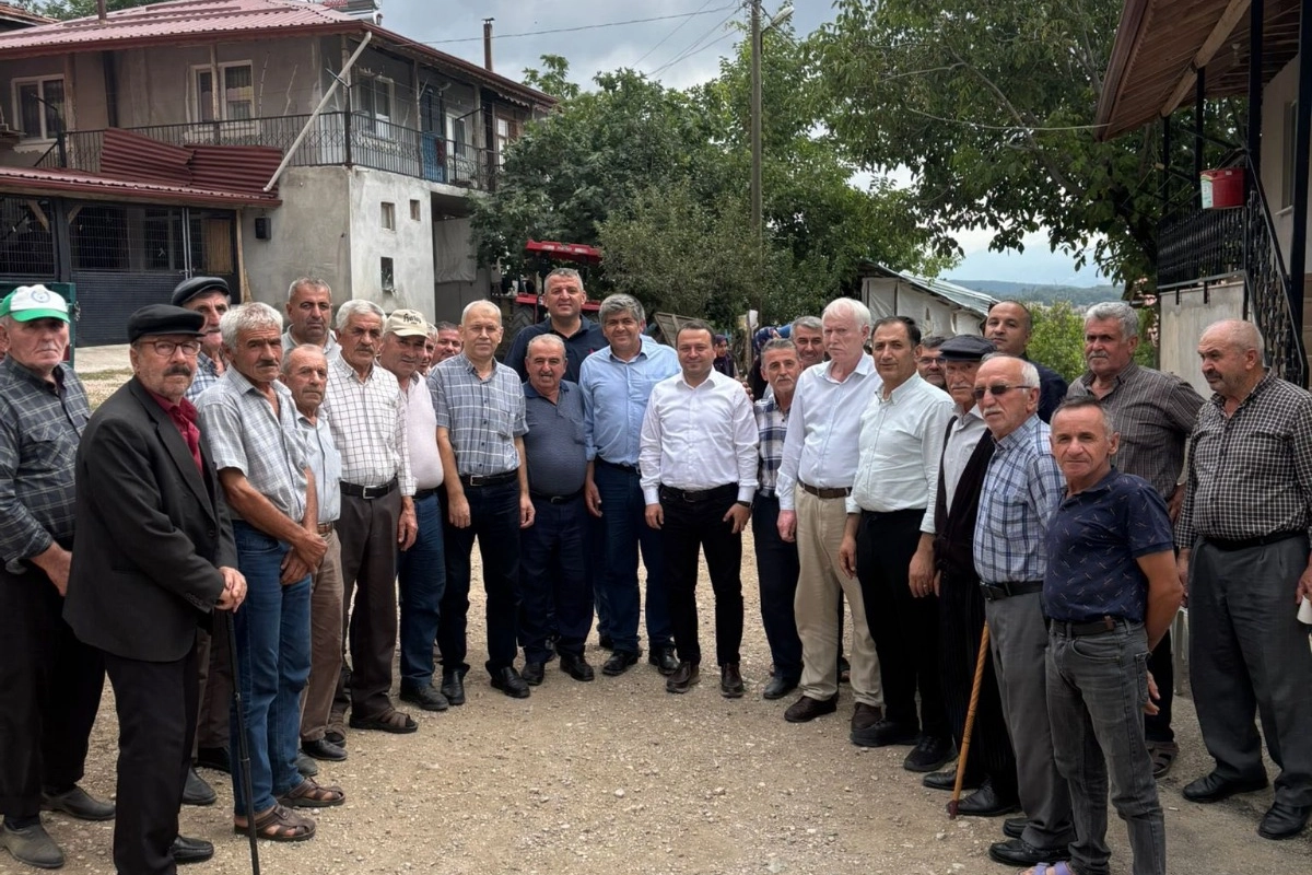 Niksar’da AK Parti’den Köylere Hizmet Turu