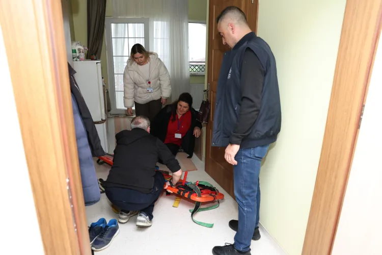 Nilüfer’de Huzurevinde Afet Tatbikatı Gerçekleşti