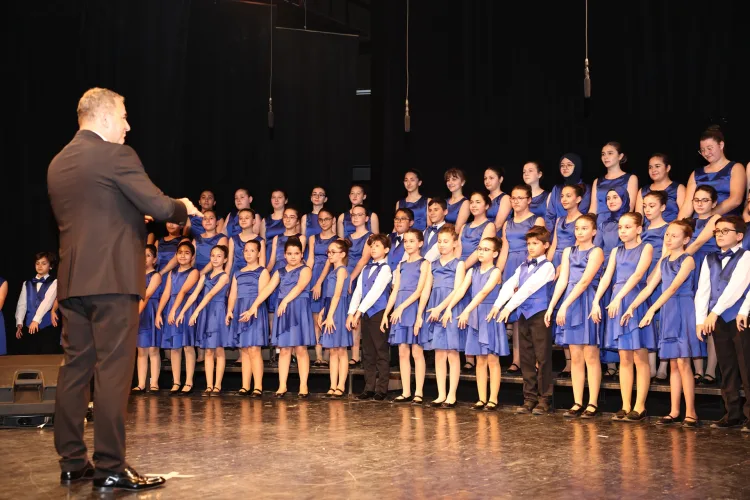 Nilüfer Koroları Yıl Sonu Konserinde Büyüledi!