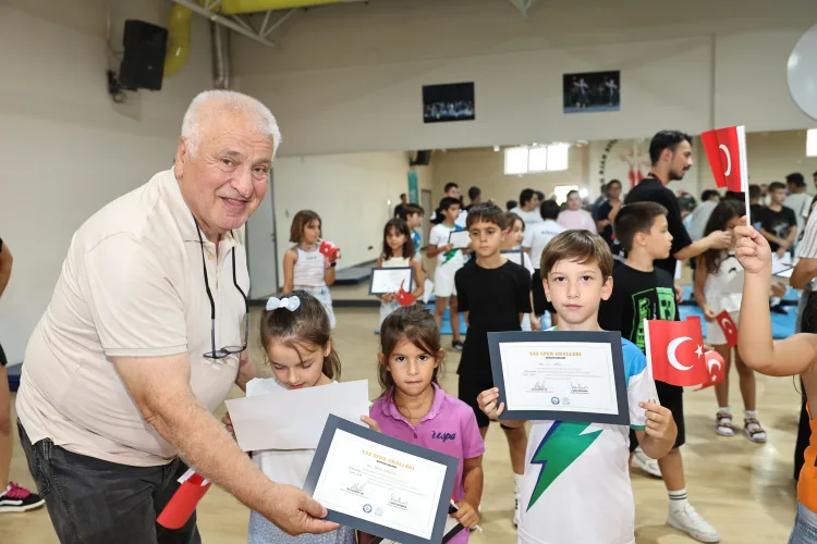 Nilüfer Spor Okulları’nda Sertifika Coşkusu!