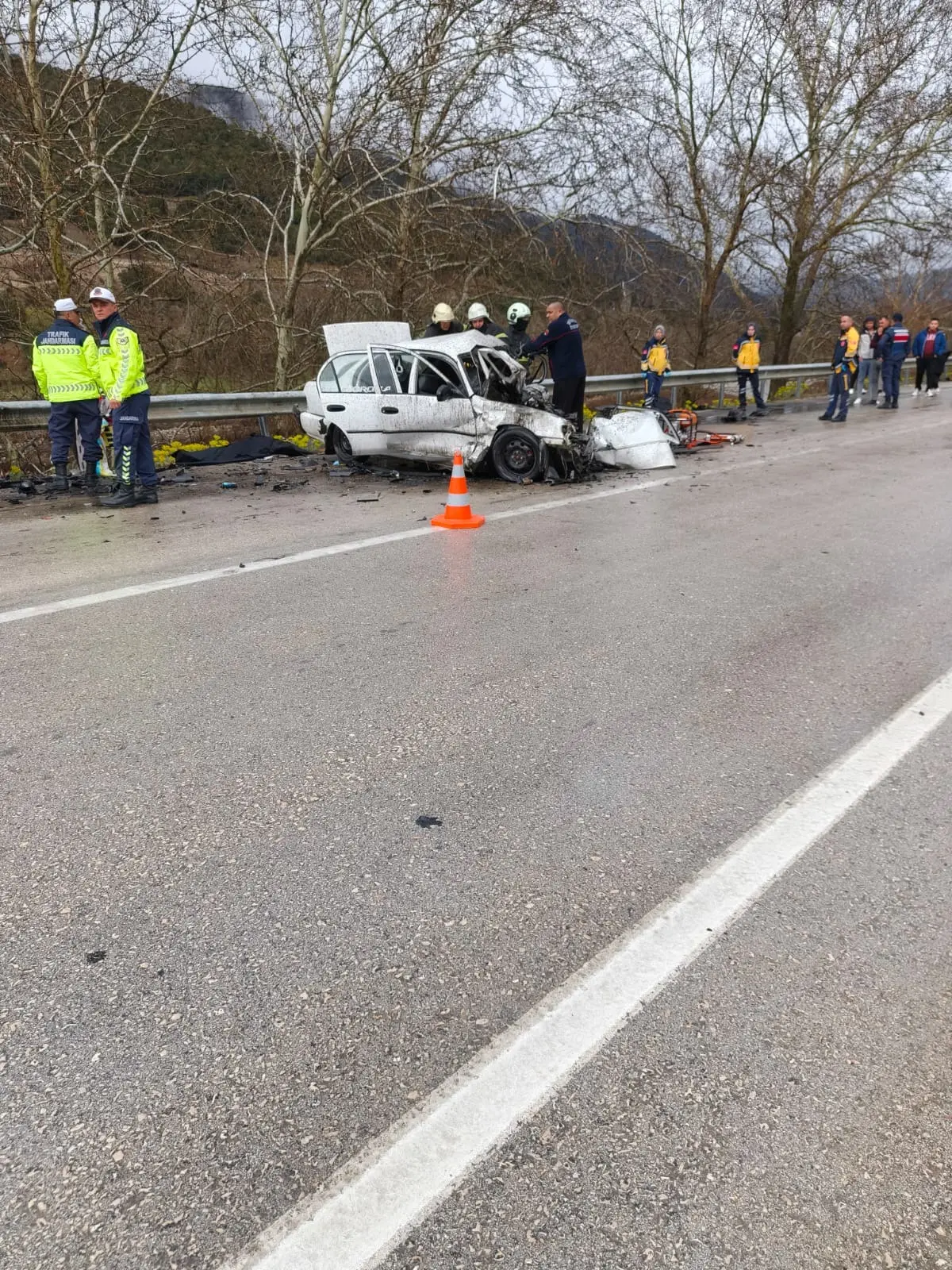 Isparta daki kazadan kahreden haber! Yeni nişanlı çift hayattan koptu 4