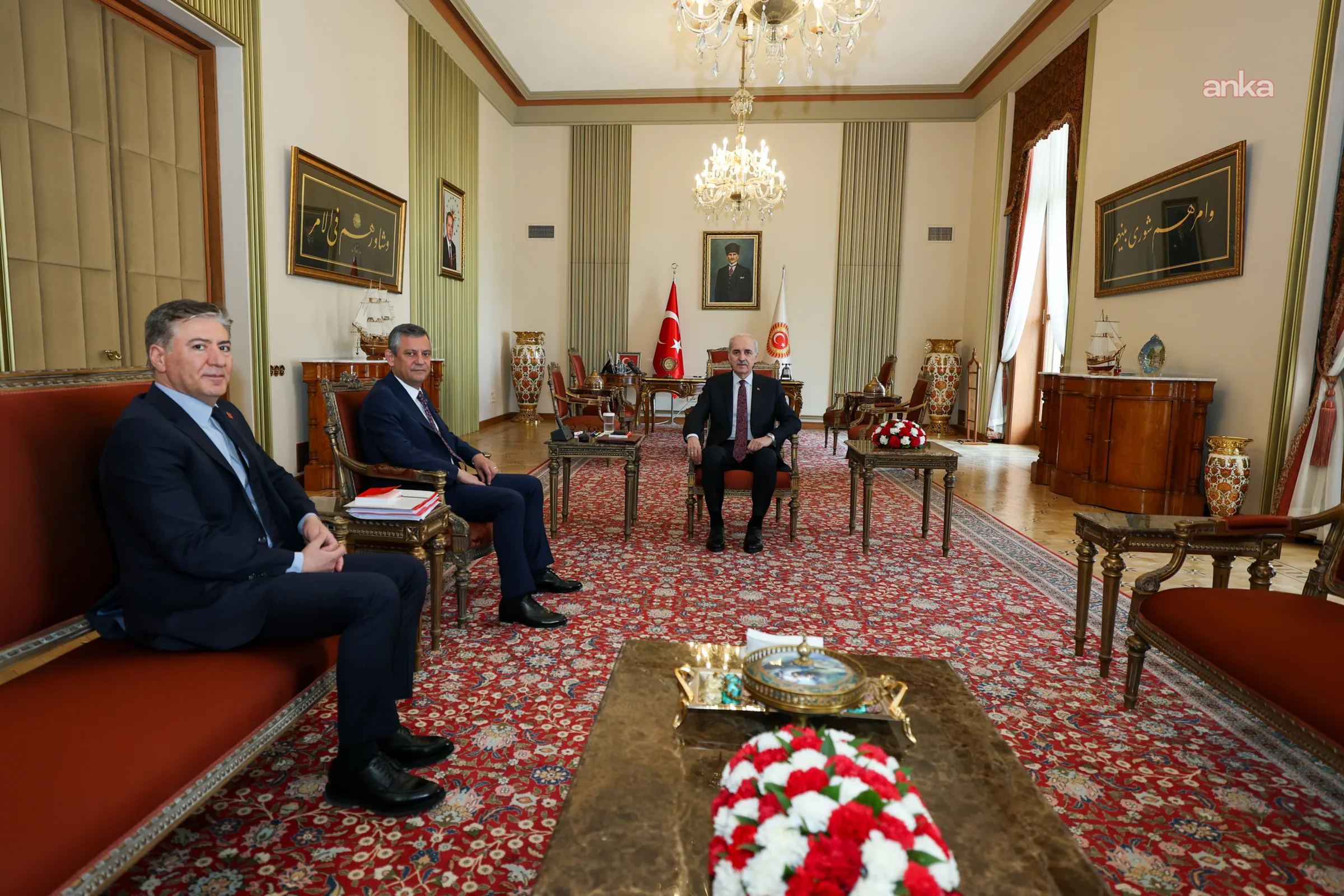 Numan Kurtulmuş, Özgür Özel’i Makamında Ağırladı