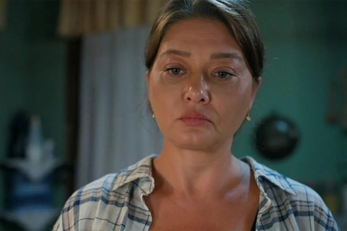 Nurgül Yeşilçay, Yeni Projesi İçin 8 Aydır Saçlarını Boyamıyor