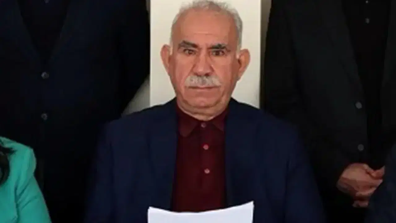 Öcalan’a Atfedilen Notlar Yalanlandı!