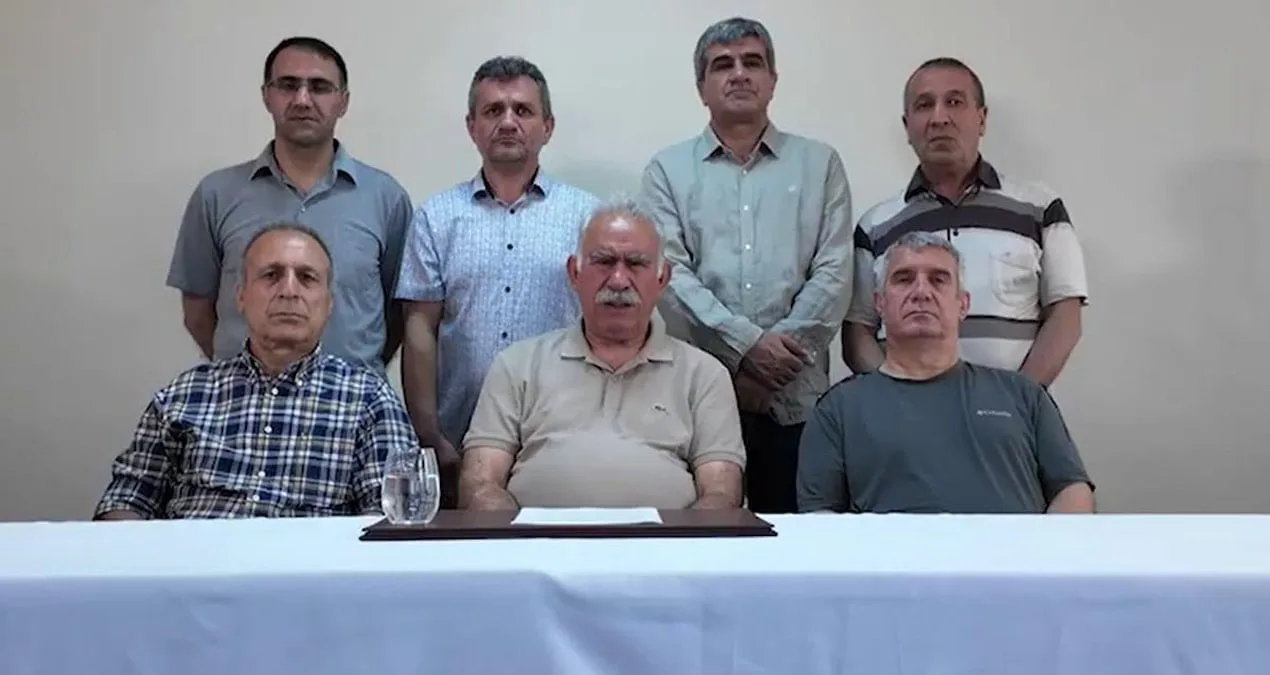 Öcalan, Yeğeni ve Vasisiyla İmralı’da Görüştü!