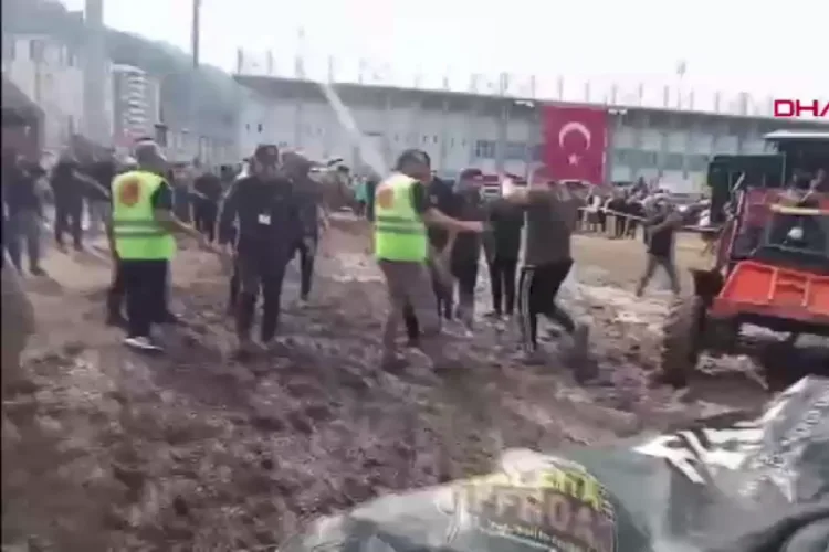 Off-Road Festivali’nde Takla Atan Araç Şoku!